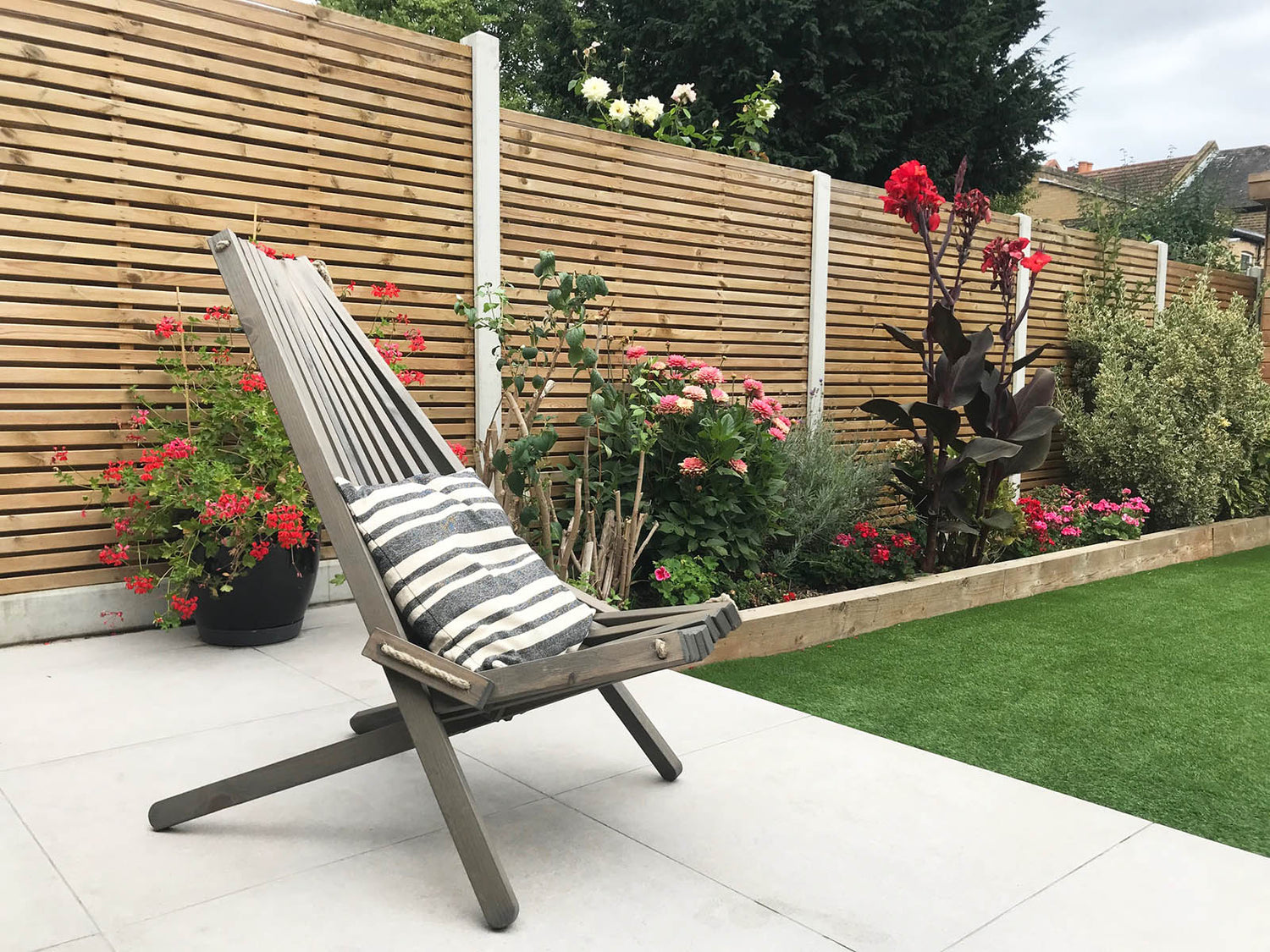 Calcutta Freestanding Lounger, Recliner, chair, seat, seating, wooden, garden, patio, backyard, outdoor, garden furniture, UK, eco-conscious, Sanctuary, Sanctuary Lifestyle, www.sanctuary-lifestyle.com