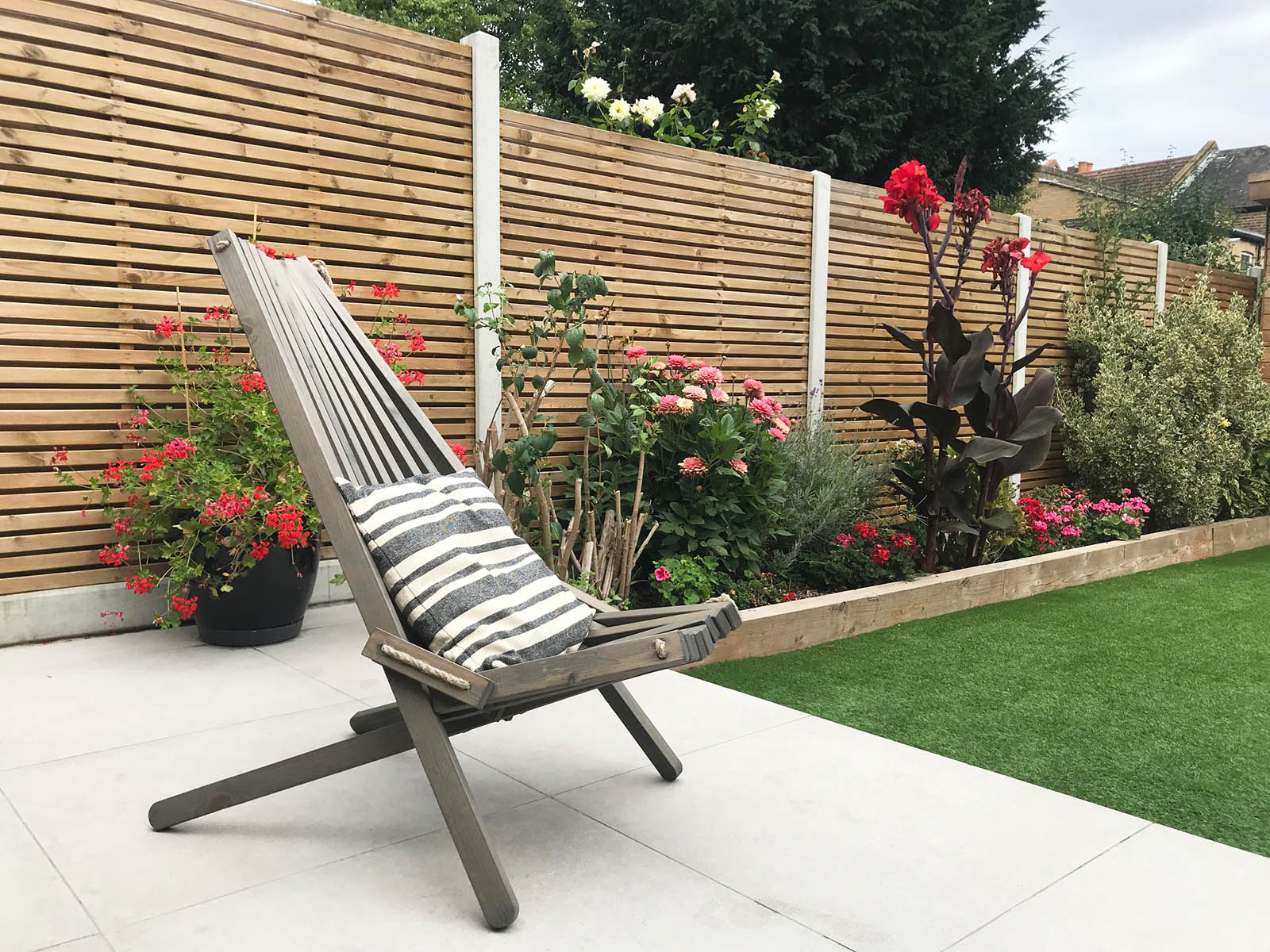 Calcutta Freestanding Lounger, Ash Grey, Recliner, chair, seat, seating, wooden, garden, patio, backyard, outdoor, garden furniture, UK, eco-conscious, Sanctuary, Sanctuary Lifestyle, www.sanctuary-lifestyle.com